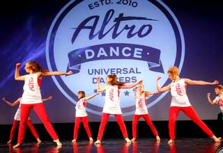 Выступление школы танцев "Altro Dance" 